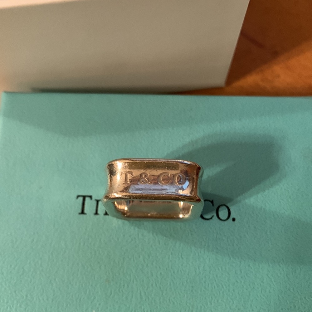 Tiffany & Co. Square ring